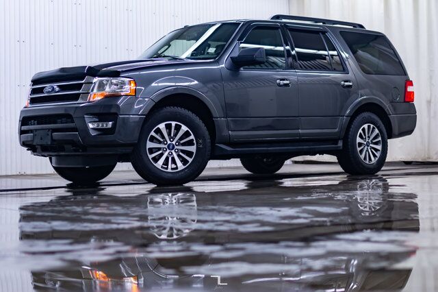 2017 Ford Expedition AWD XLT Leather Roof Nav BCam Red Deer AB