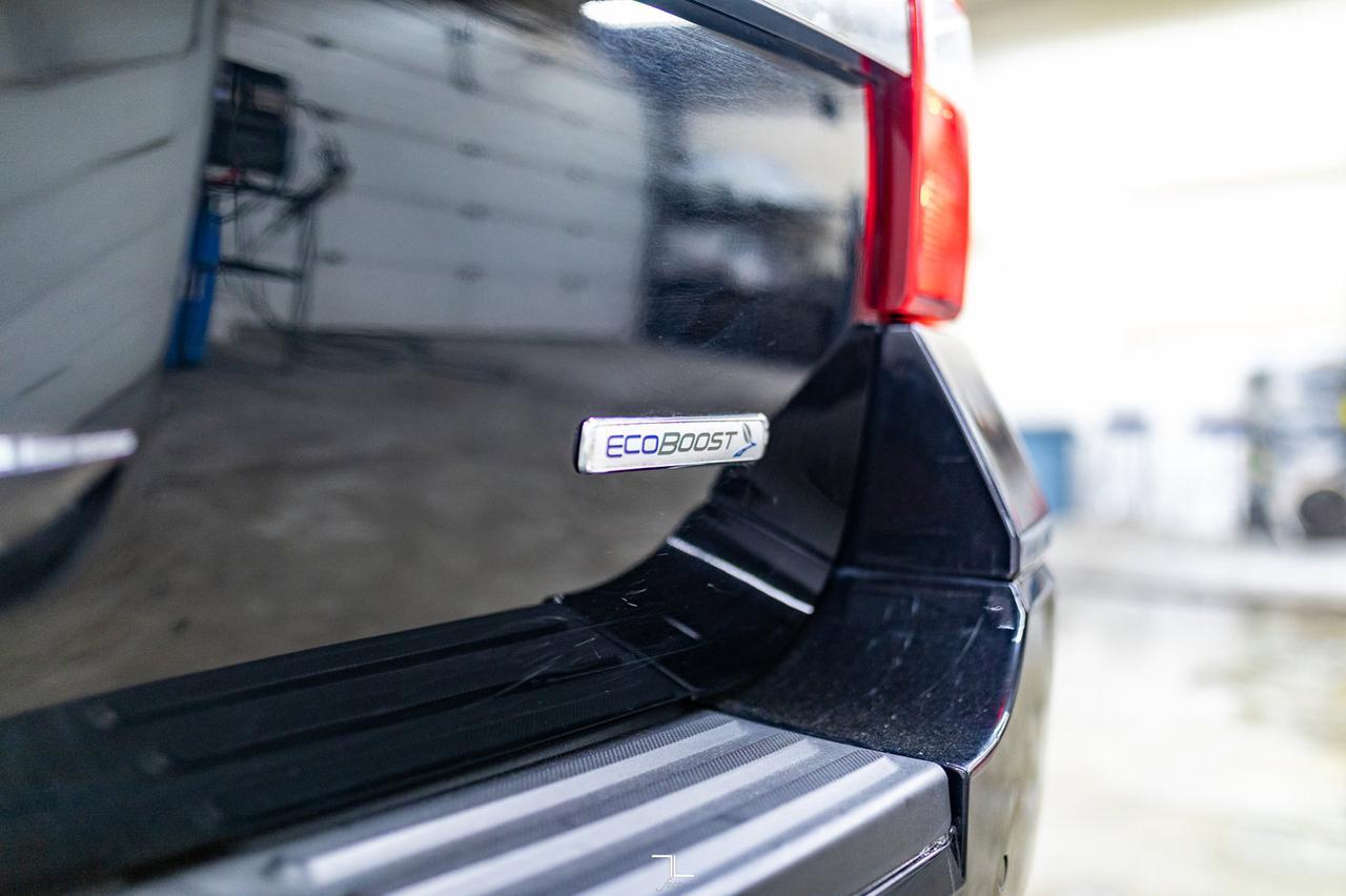 2017 Ford Expedition AWD XLT Luxury Edition Leather Roof BCam Red Deer AB