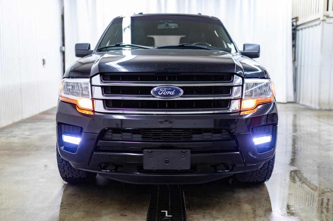 2017 Ford Expedition AWD XLT Luxury Edition Leather Roof BCam Red Deer AB