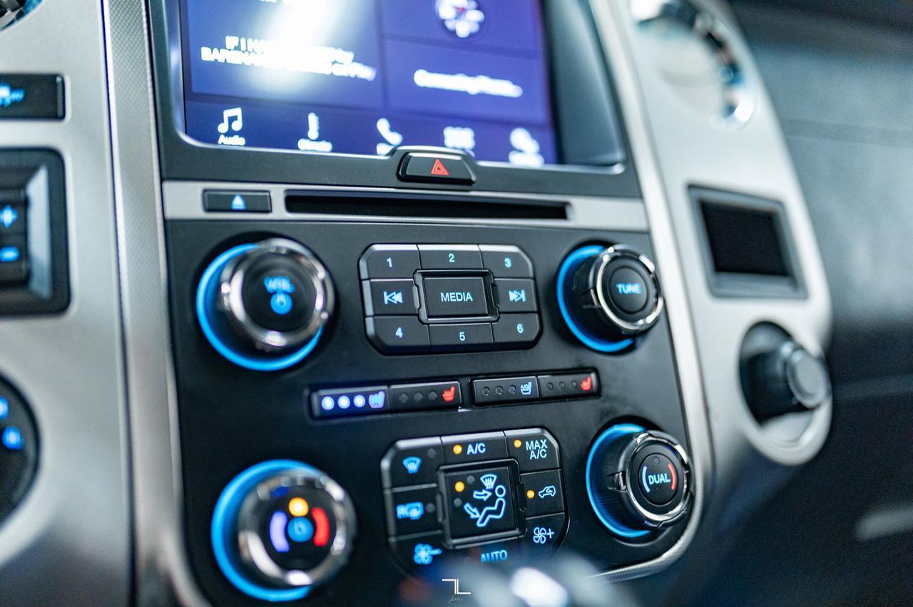 2017 Ford Expedition AWD XLT Luxury Edition Leather Roof BCam Red Deer AB