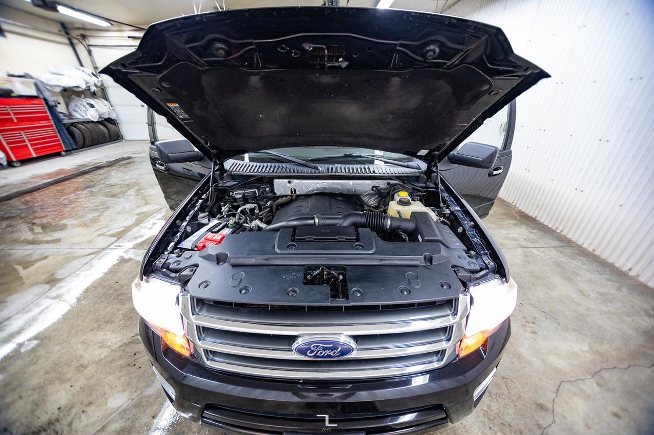 2017 Ford Expedition AWD XLT Luxury Edition Leather Roof BCam Red Deer AB