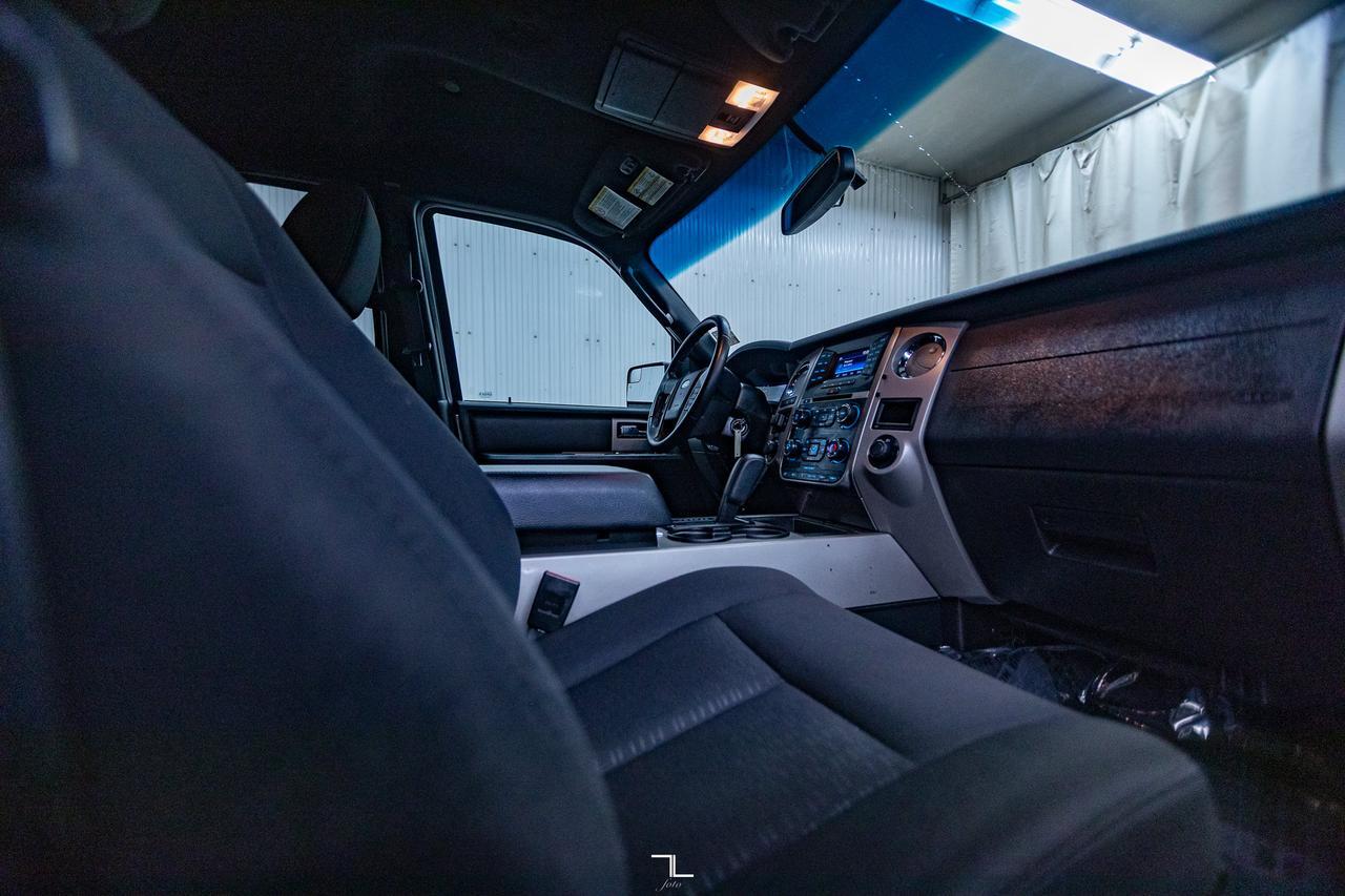 2017 Ford Expedition AWD XLT PSeat BCam Red Deer AB
