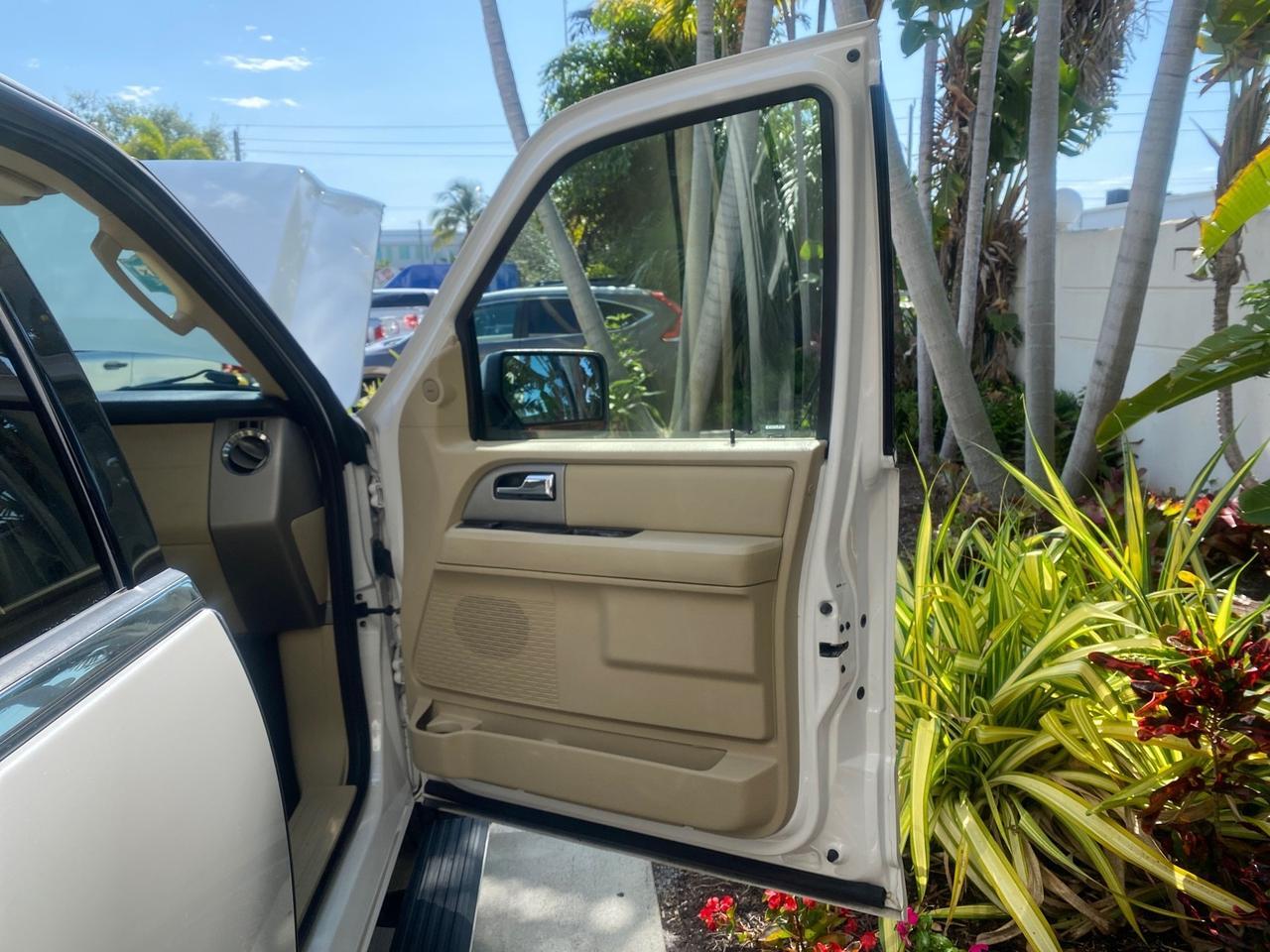 2017 Ford Expedition EL Limited 4WD LOW MILES 75284 Pompano Beach FL