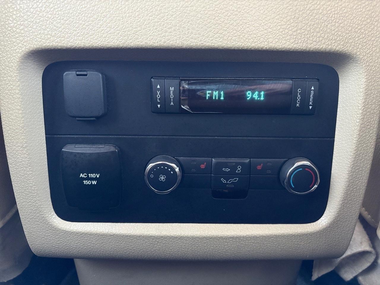 2017 Ford Expedition Limited, POWER LIFTGATE, BLIND SPOT ALERT, LANE KEEP ASSIST, SUNROOF, HEATED STEERING WHEEL & FRONT/REAR SEATS, POWER 3RD SEATS, CAPTAINS CHAIRS, LOW MILES, RIDE IN ADVENTURE! Virginia Beach VA