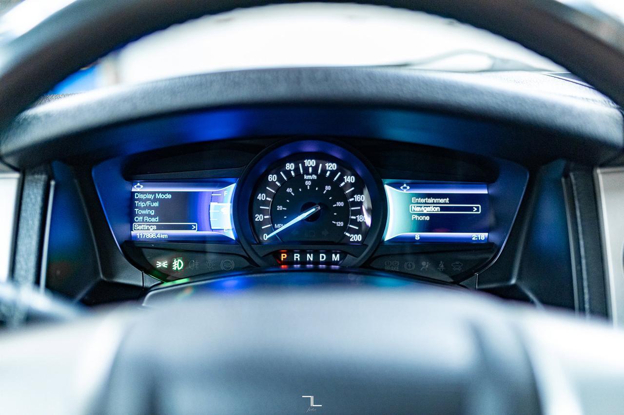 2017 Ford Expedition Max 4x4 Limited Leather Roof Nav BCam Red Deer AB