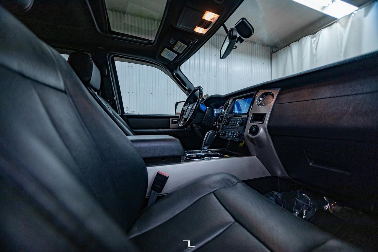 2017 Ford Expedition Max 4x4 Limited Leather Roof Nav BCam Red Deer AB