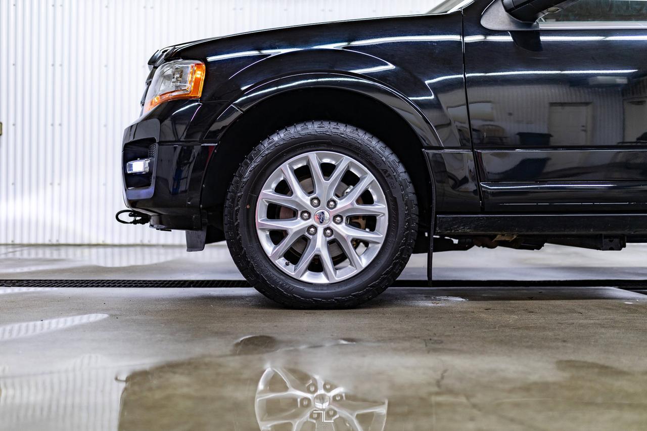 2017 Ford Expedition Max 4x4 Limited Leather Roof Nav BCam Red Deer AB