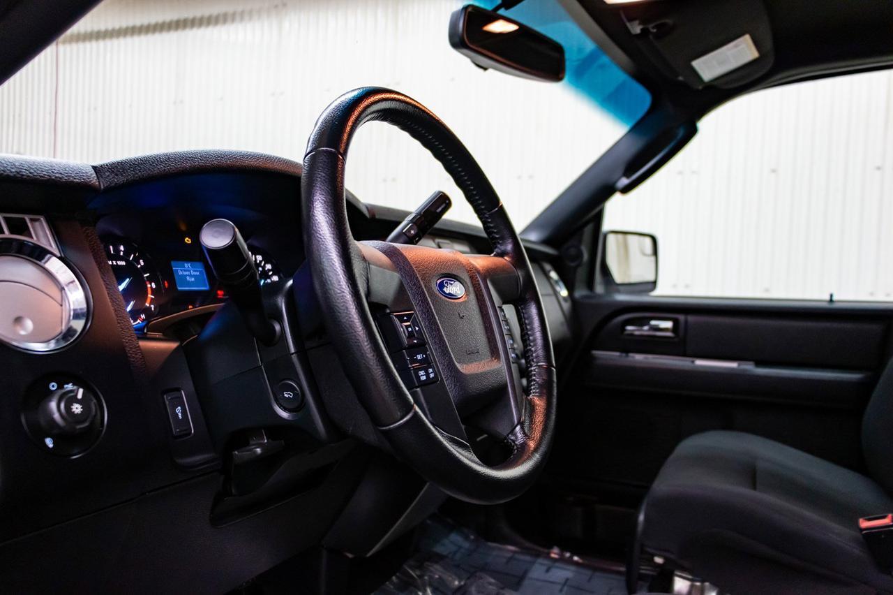 2017 Ford Expedition Max 4x4 SSV MAX 3rd Row BCam Red Deer AB