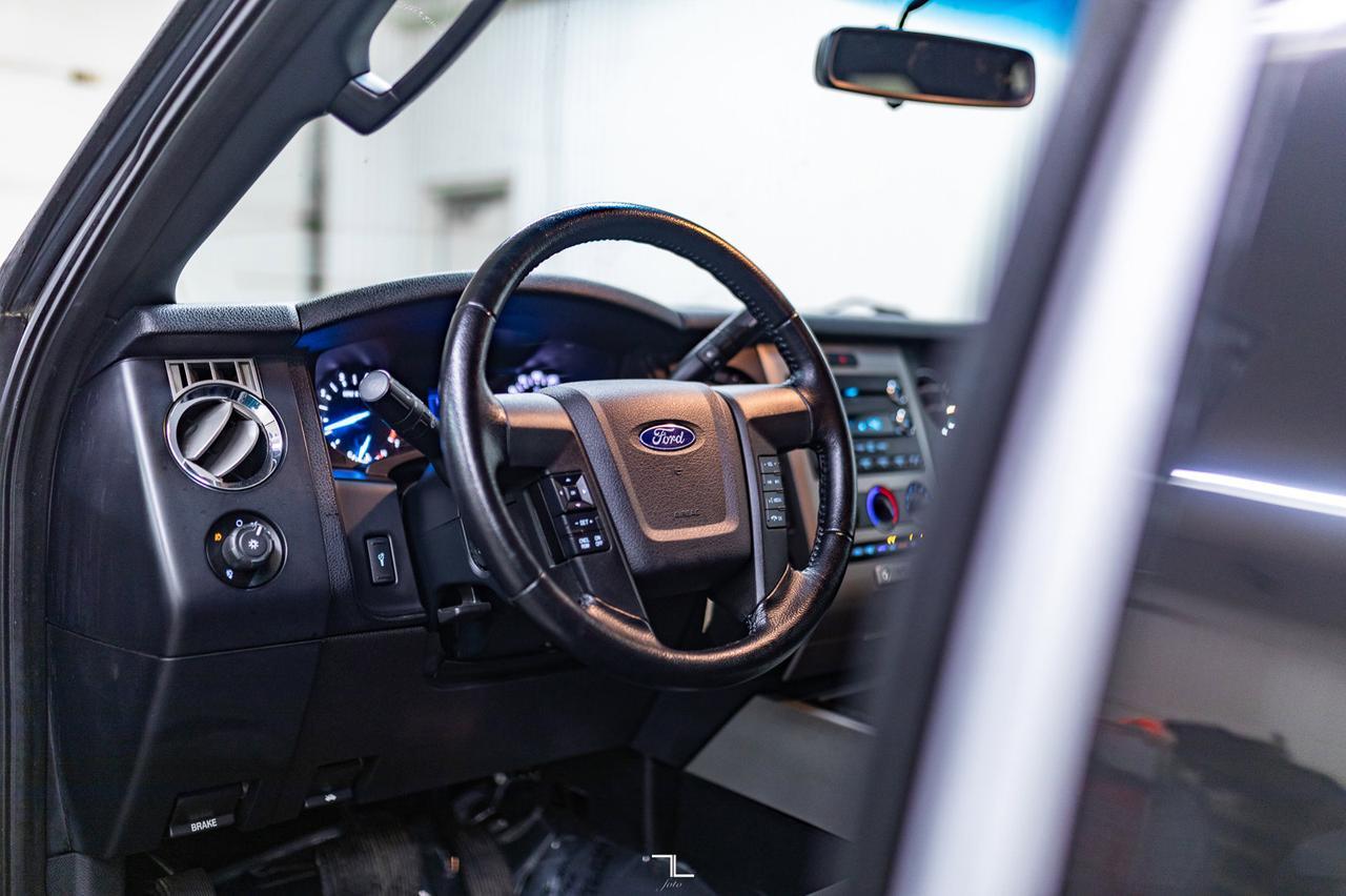 2017 Ford Expedition Max 4x4 XLT BCam 3rd Row Red Deer AB