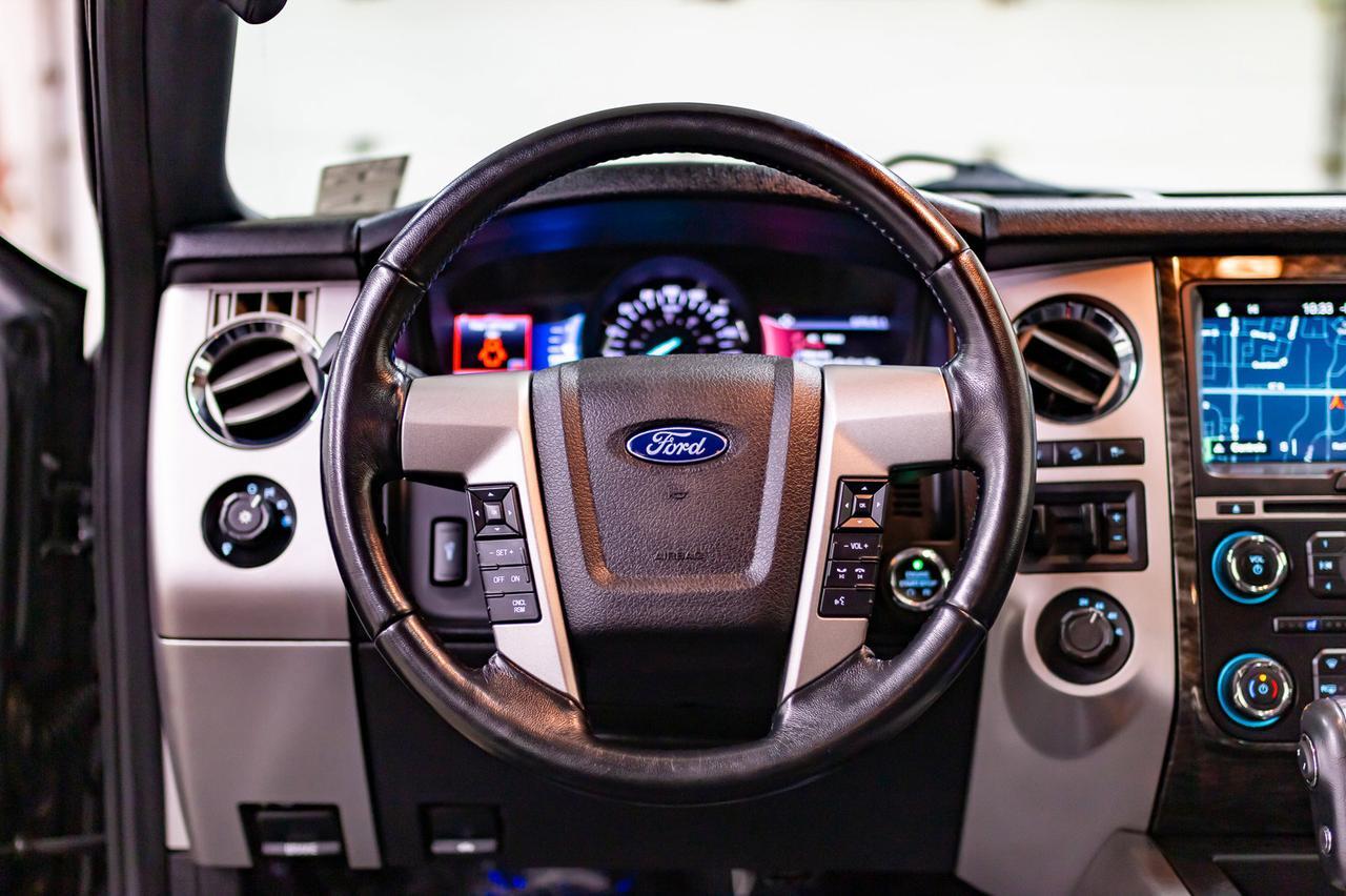 2017 Ford Expedition Max AWD Limited Leather Roof Nav BCam Red Deer AB