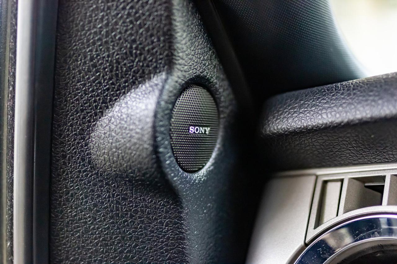 2017 Ford Expedition Max AWD Limited Leather Roof Nav BCam Red Deer AB