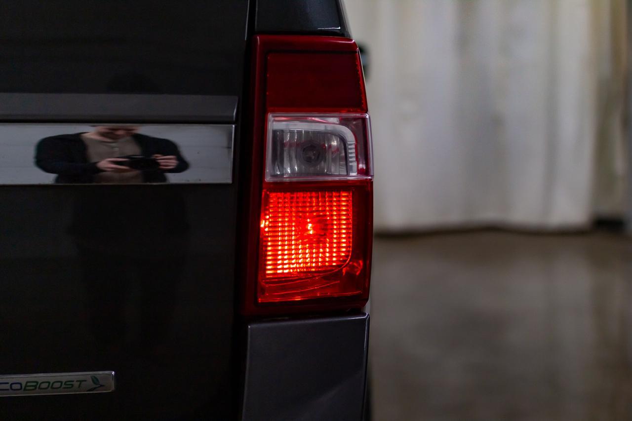 2017 Ford Expedition Max AWD Limited Leather Roof Nav BCam Red Deer AB