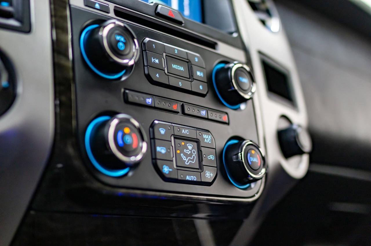 2017 Ford Expedition Max AWD Limited Leather Roof Nav BCam Red Deer AB