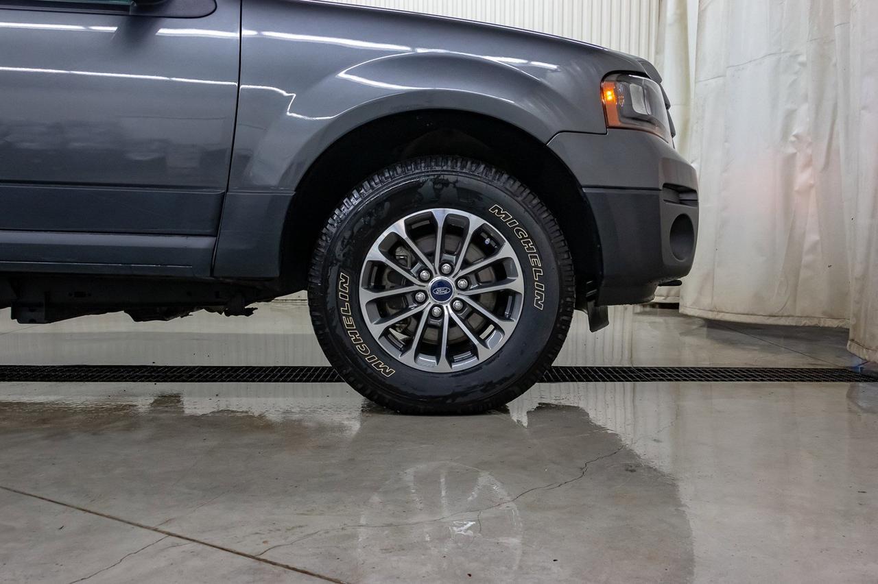 2017 Ford Expedition Max AWD SSV BCam 3rd Row Red Deer AB