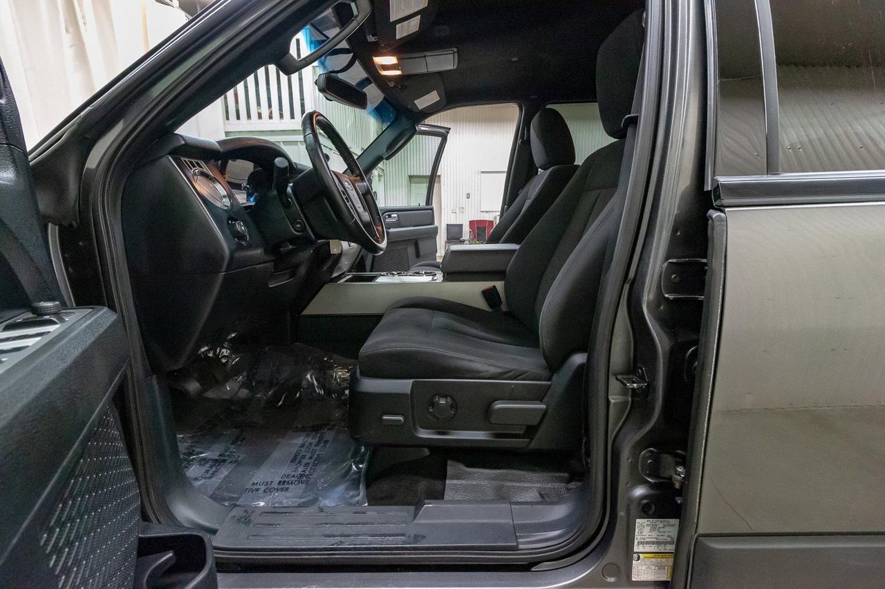 2017 Ford Expedition Max SSV Red Deer AB