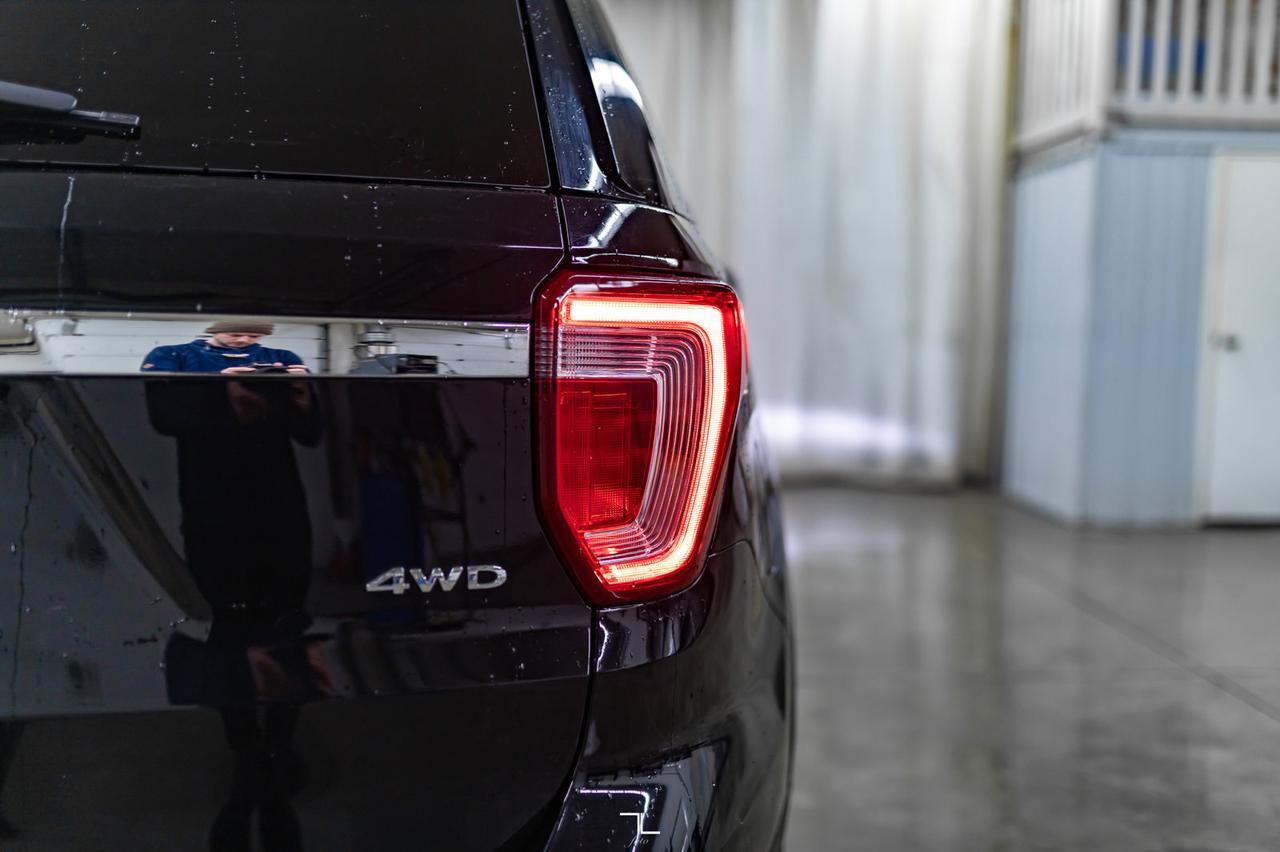 2017 Ford Explorer AWD Limited Leather Roof Nav BCam Red Deer AB