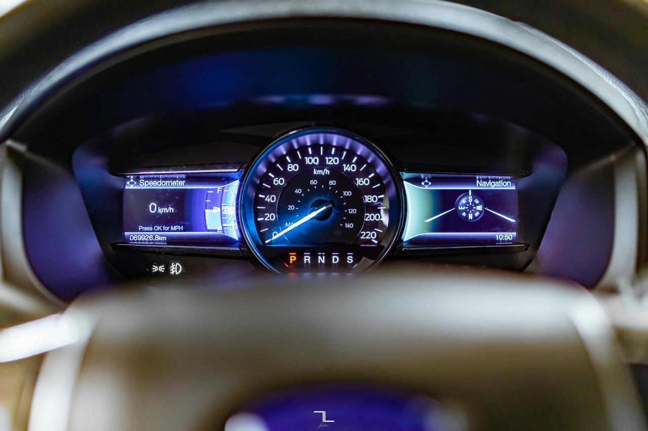 2017 Ford Explorer AWD Limited Leather Roof Nav BCam Red Deer AB