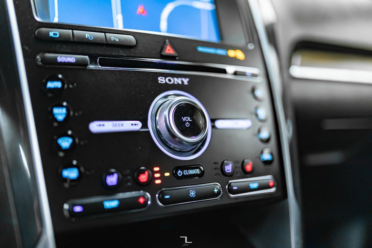 2017 Ford Explorer AWD Limited Leather Roof Nav BCam Red Deer AB