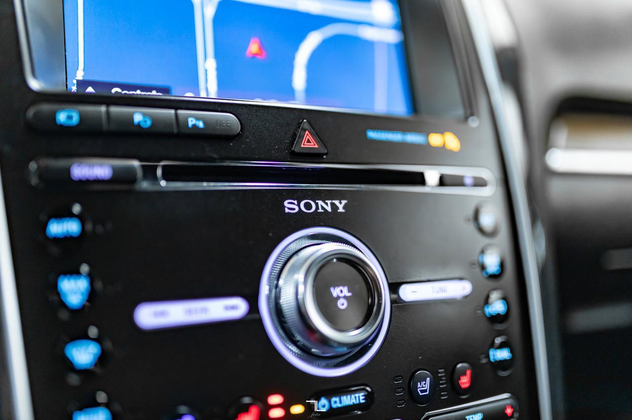 2017 Ford Explorer AWD Limited Leather Roof Nav BCam Red Deer AB