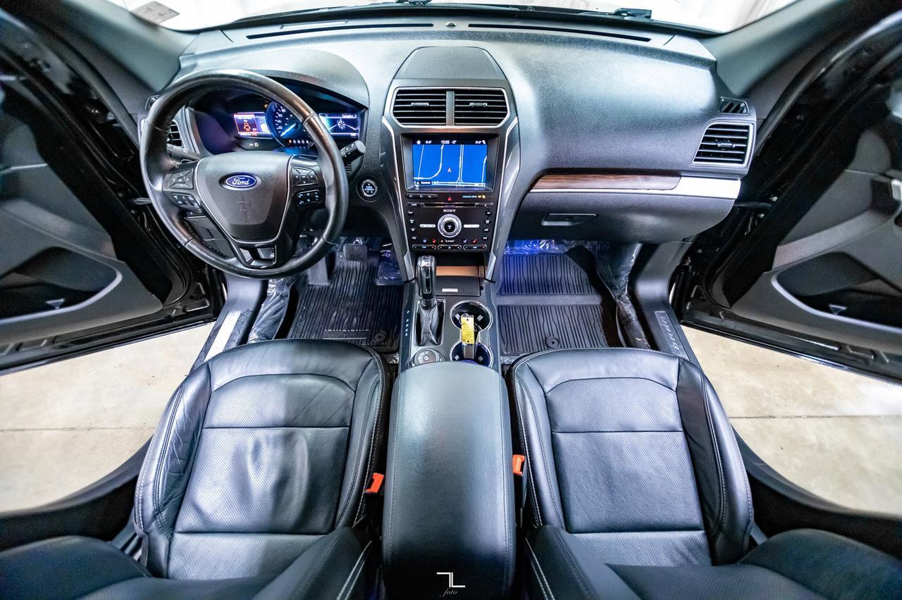 2017 Ford Explorer AWD Limited Leather Roof Nav BCam Red Deer AB