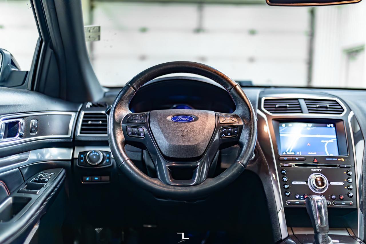 2017 Ford Explorer AWD Sport Leather Roof Nav BCam Red Deer AB