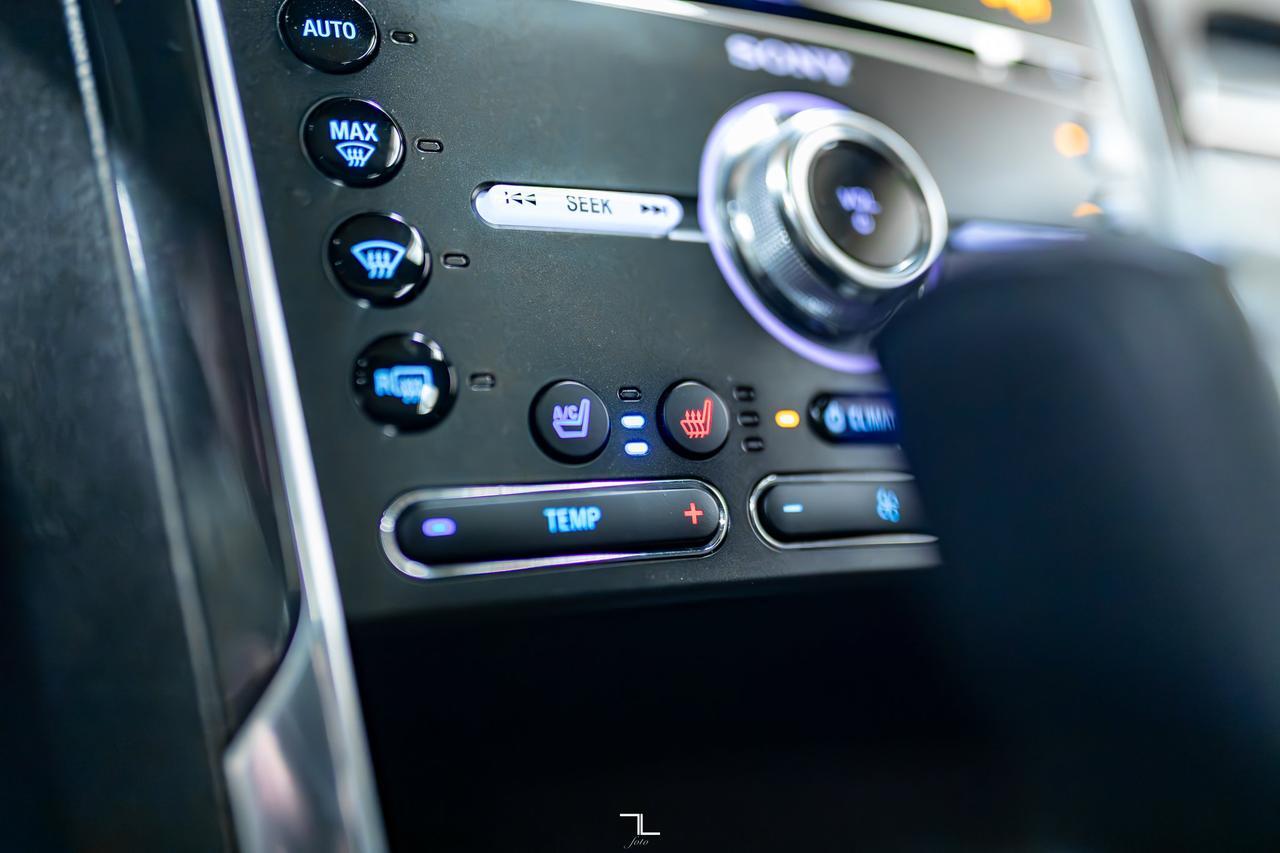 2017 Ford Explorer AWD Sport Leather Roof Nav BCam Red Deer AB