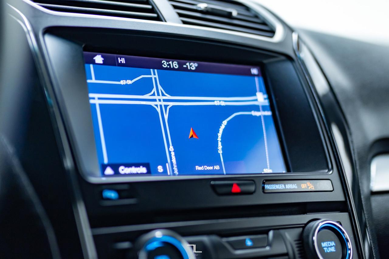 2017 Ford Explorer AWD XLT Leather Nav BCam Red Deer AB