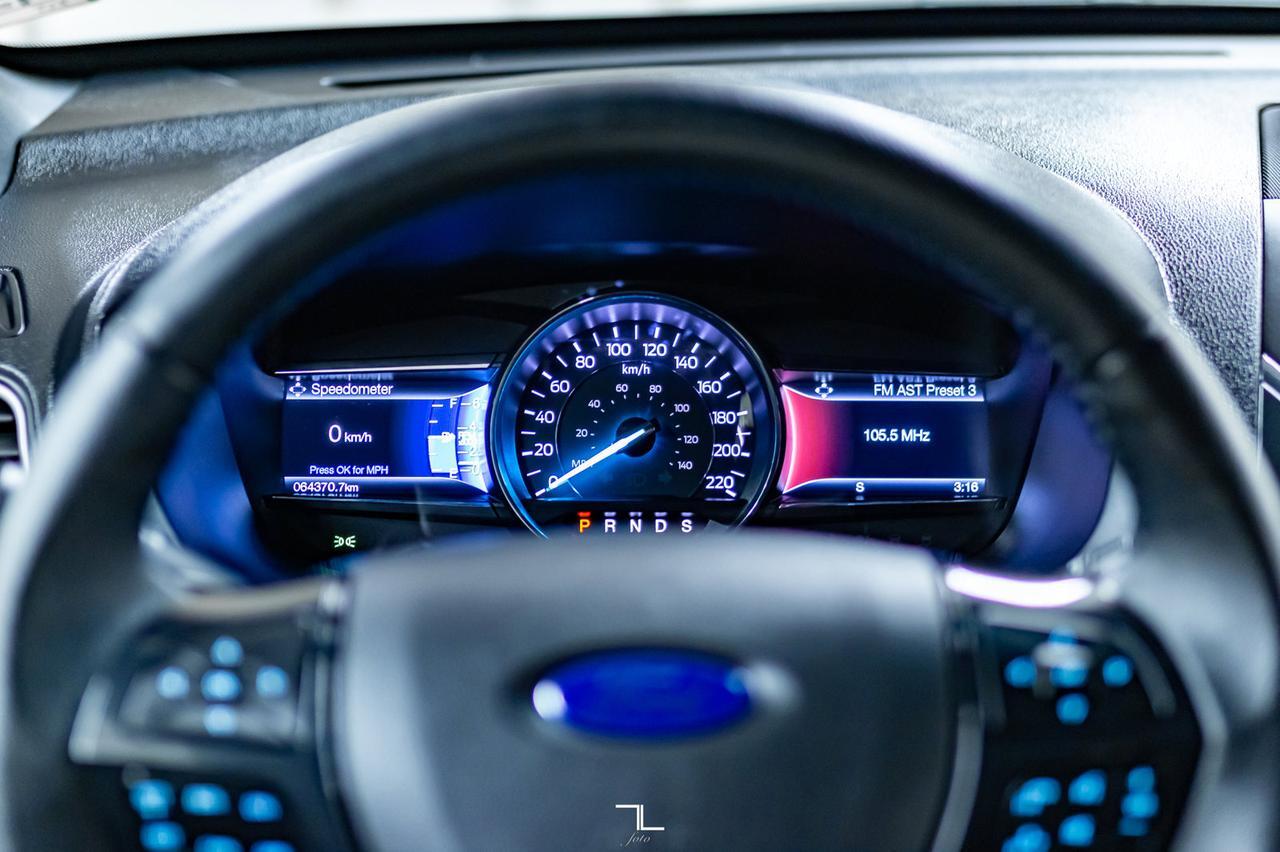 2017 Ford Explorer AWD XLT Leather Nav BCam Red Deer AB