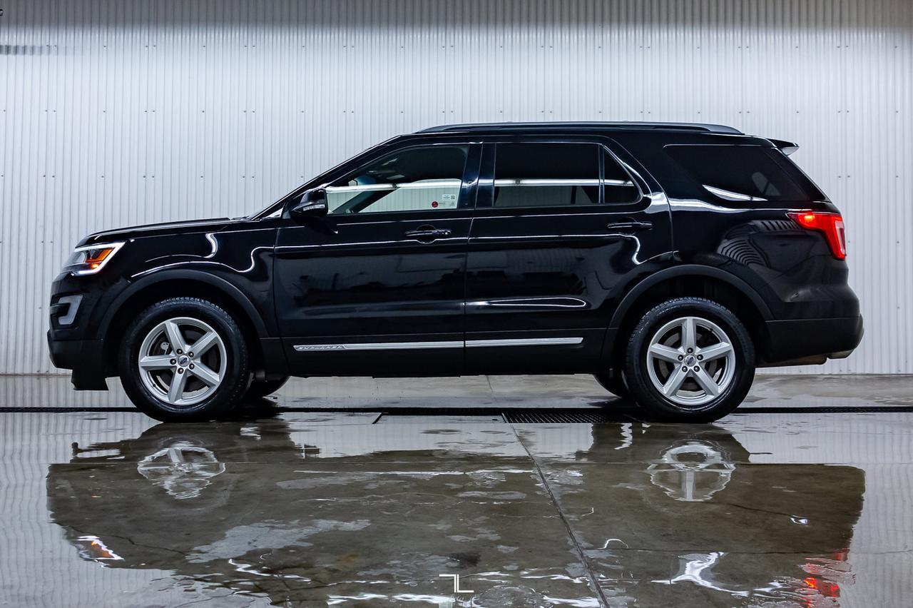 2017 Ford Explorer AWD XLT Leather Nav BCam Red Deer AB