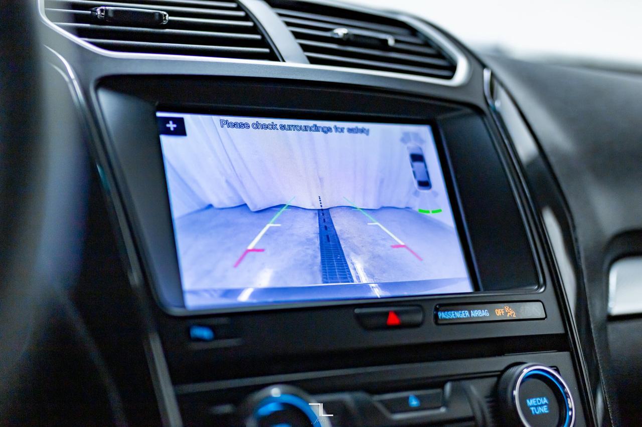 2017 Ford Explorer AWD XLT Leather Nav BCam Red Deer AB