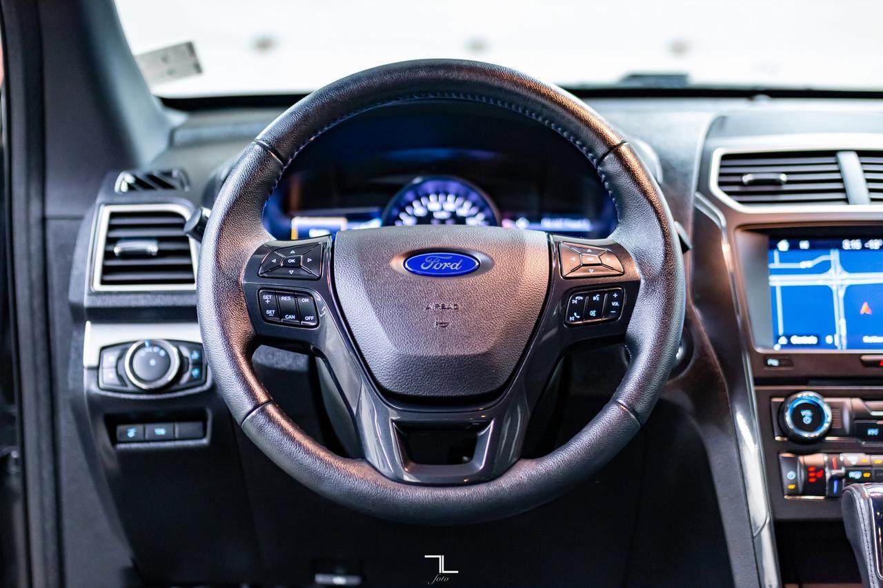 2017 Ford Explorer AWD XLT Leather Nav BCam Red Deer AB