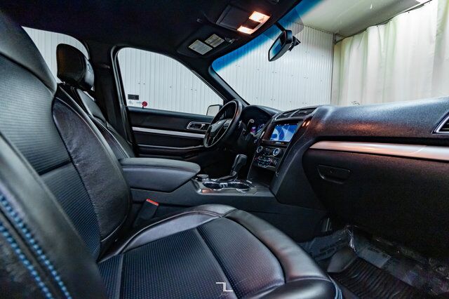 2017 Ford Explorer AWD XLT Leather Nav BCam Red Deer AB