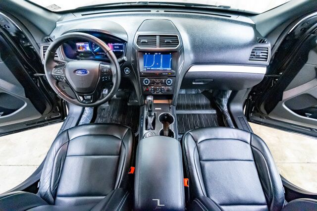 2017 Ford Explorer AWD XLT Leather Nav BCam Red Deer AB