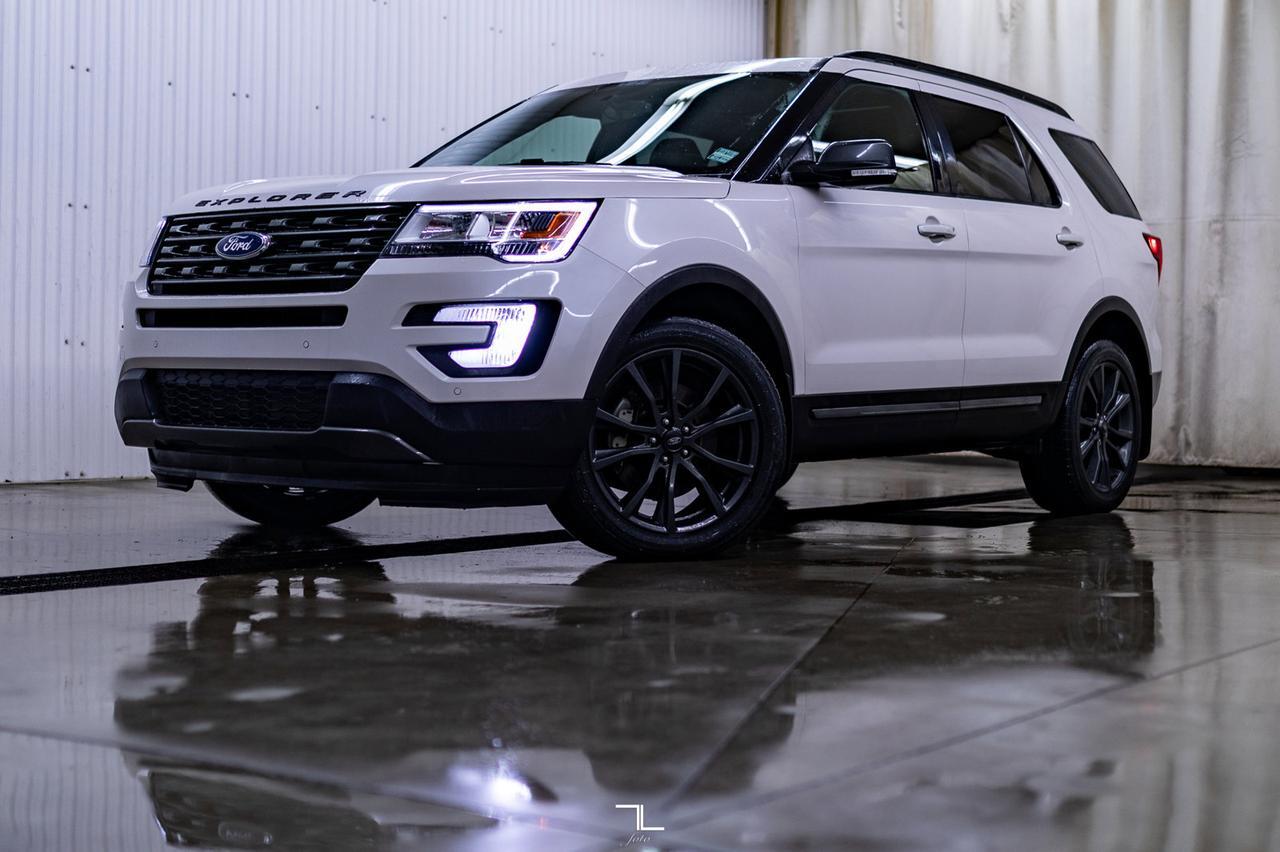 2017 Ford Explorer AWD XLT Leather Roof Nav BCam Red Deer AB