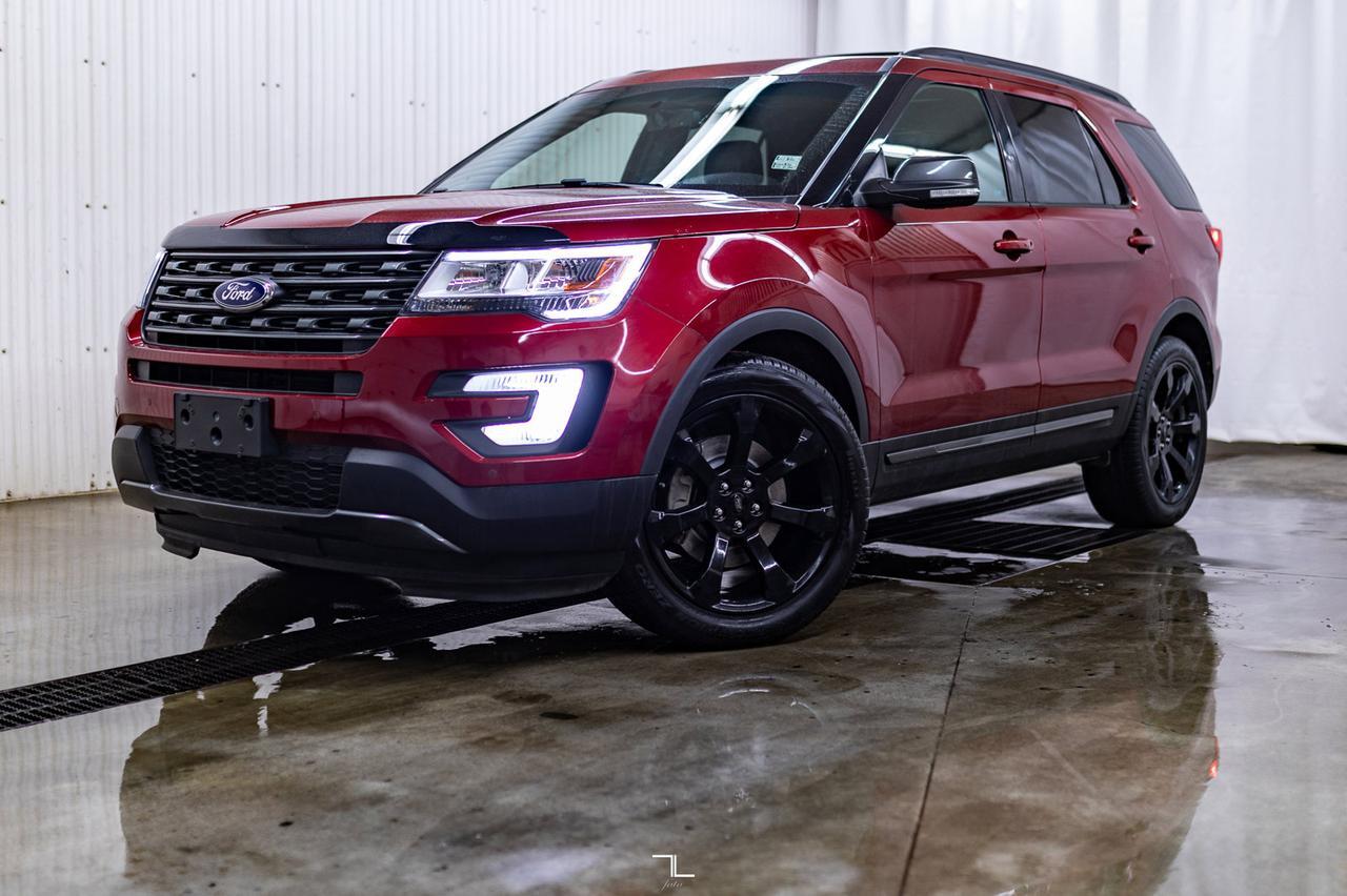 2017 Ford Explorer AWD XLT Leather Roof Nav BCam Red Deer AB