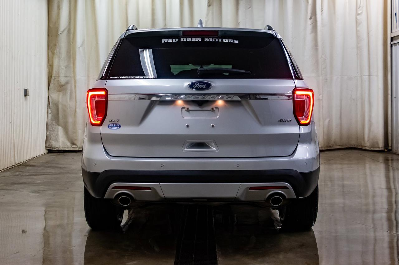 2017 Ford Explorer AWD XLT Leather Roof Nav BCam Red Deer AB