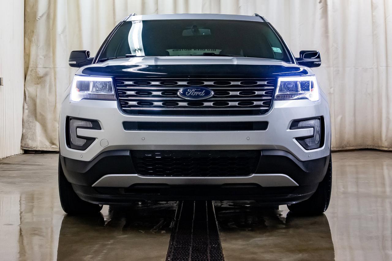 2017 Ford Explorer AWD XLT Leather Roof Nav BCam Red Deer AB