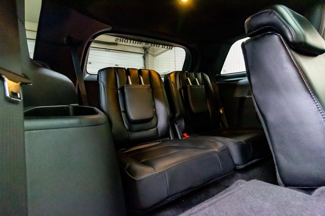 2017 Ford Explorer AWD XLT Leather Roof Nav BCam Red Deer AB