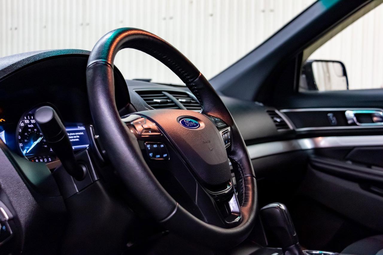 2017 Ford Explorer AWD XLT Nav BCam 3rd Row Red Deer AB