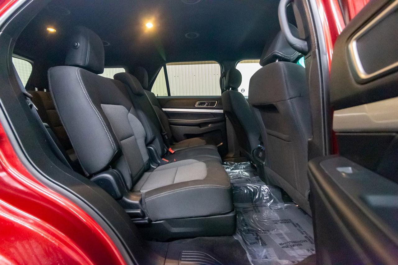 2017 Ford Explorer AWD XLT Nav BCam 3rd Row Red Deer AB