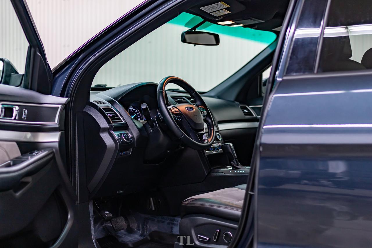 2017 Ford Explorer AWD XLT Nav BCam Red Deer AB