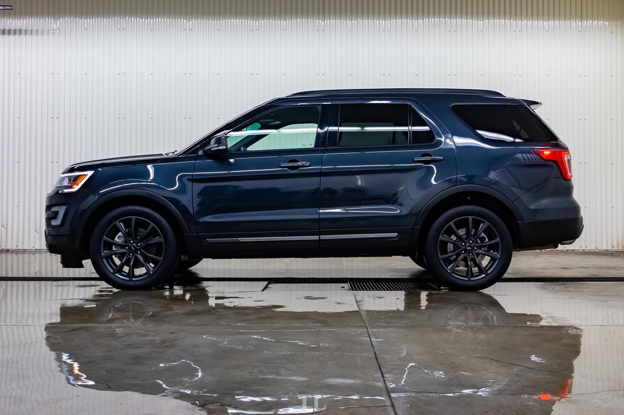 2017 Ford Explorer AWD XLT Nav BCam Red Deer AB