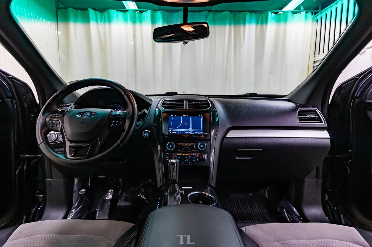 2017 Ford Explorer AWD XLT Nav BCam Red Deer AB