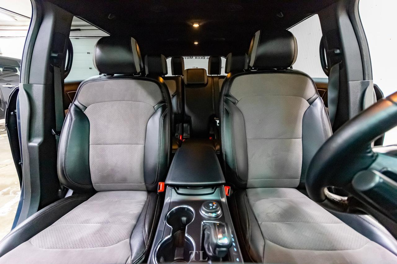 2017 Ford Explorer AWD XLT Nav BCam Red Deer AB