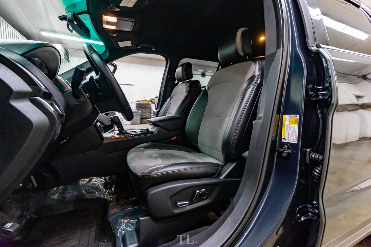 2017 Ford Explorer AWD XLT Nav BCam Red Deer AB