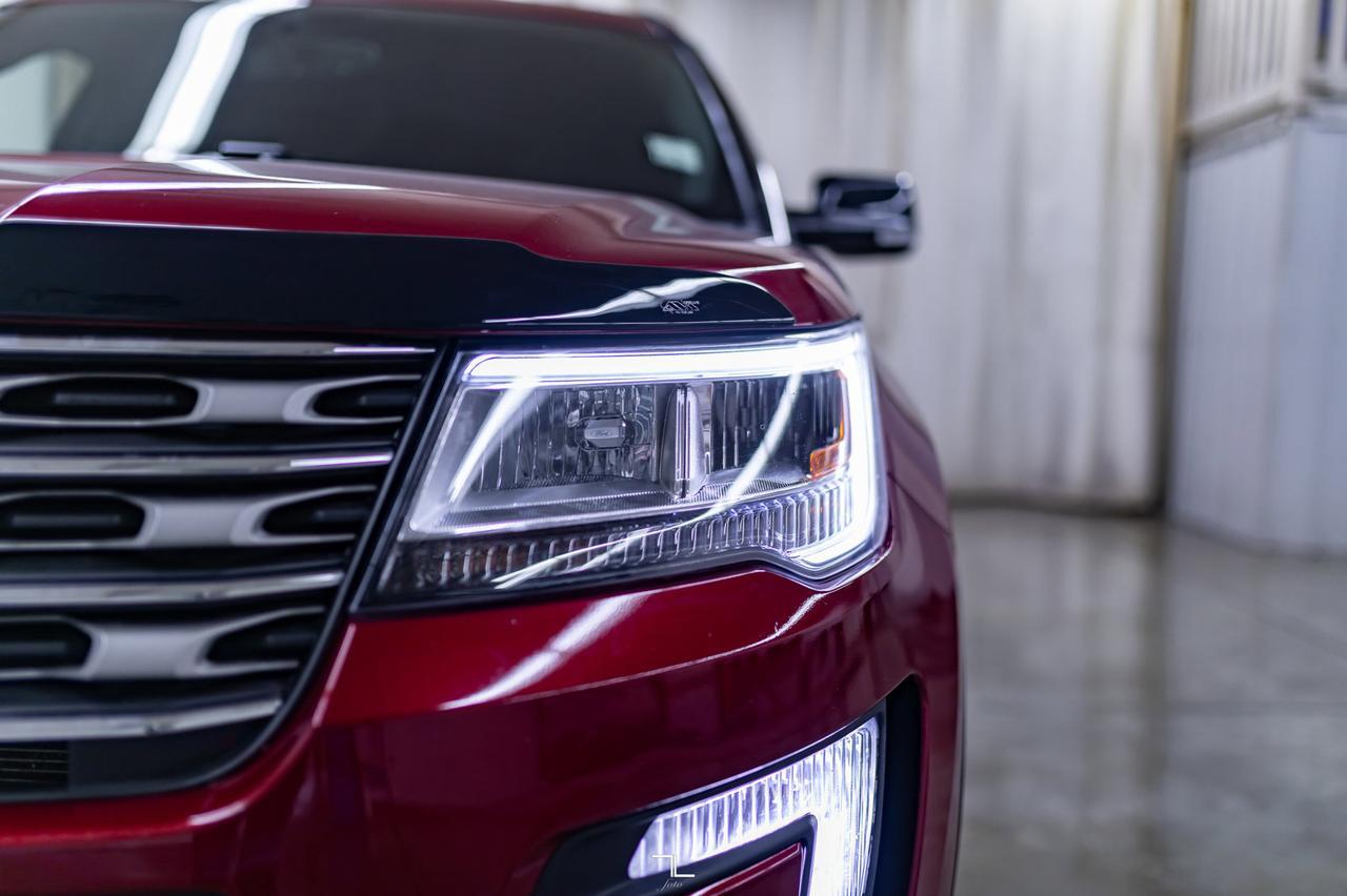 2017 Ford Explorer AWD XLT Nav BCam Third Row Red Deer AB