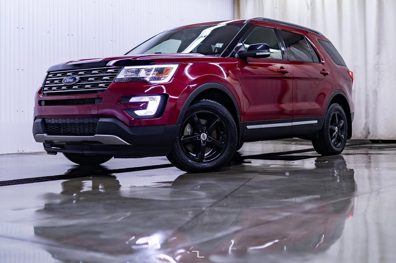 2017 Ford Explorer AWD XLT Nav BCam Third Row Red Deer AB