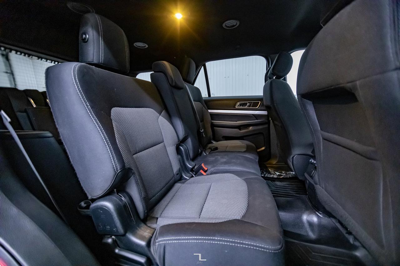 2017 Ford Explorer AWD XLT Nav BCam Third Row Red Deer AB