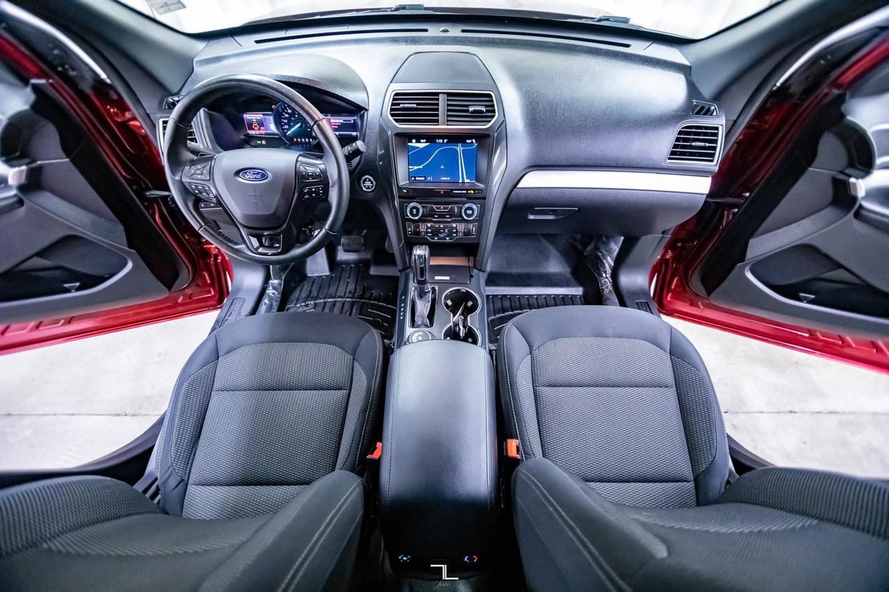 2017 Ford Explorer AWD XLT Nav BCam Third Row Red Deer AB