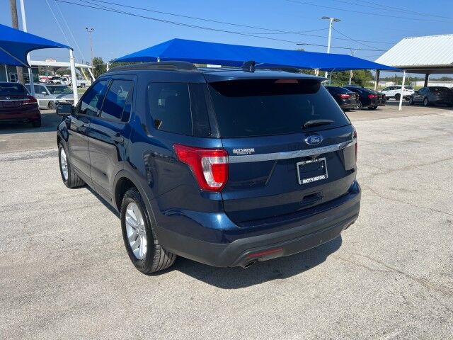 2017 Ford Explorer Base